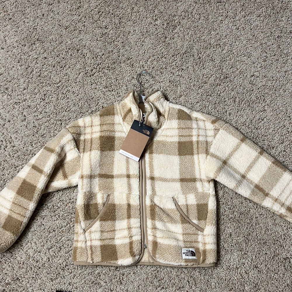 The north face girls fleece jacket